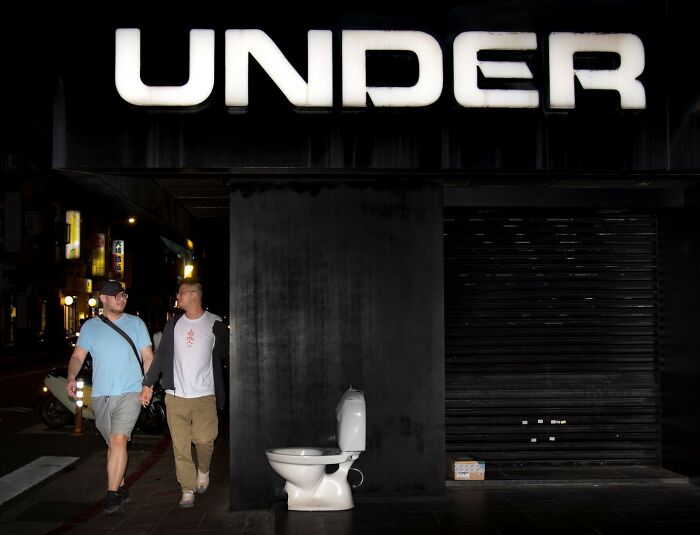 Non-Professional Editorial / Press / Other, 3rd Place: Homeless Home By Te-Chin Hsieh