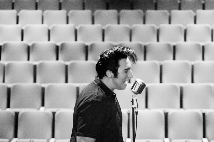 People/ Lifestyle, 3rd Place: Almost Elvis By Yu Pang George Chan