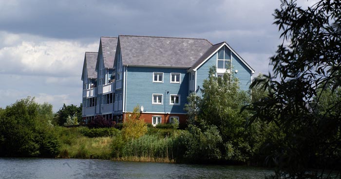 Guy Buys ‘Dream House’ As A Wedding Gift, Bride Dumps Him And Is Livid After Finding Everything Out