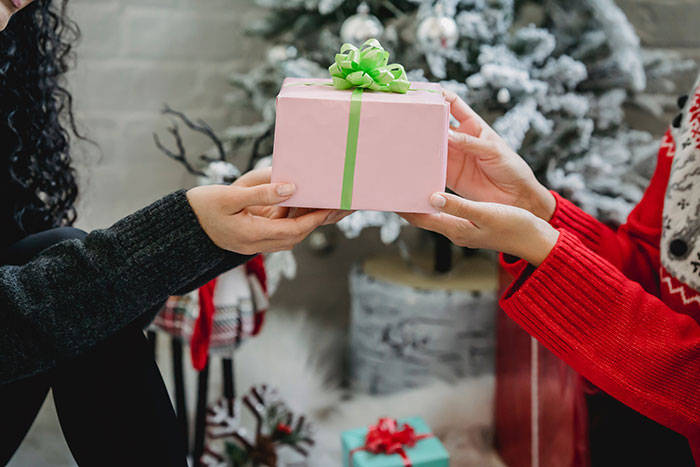 Woman Doesn't Get A Single Real Present From Family, Goes No-Contact, Asks If She Overreacted