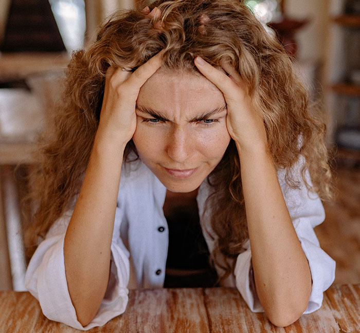 Woman Doesn't Get A Single Real Present From Family, Goes No-Contact, Asks If She Overreacted