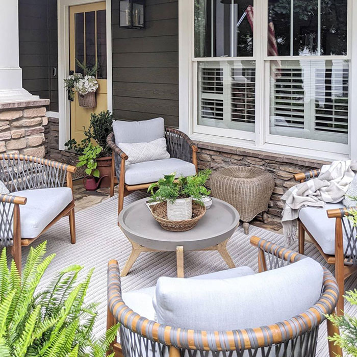 Porch with furniture and small table