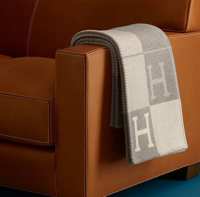 &ldquo;It&rsquo;s Officially Not Cool&rdquo;: TikToker Roasts Celebrities For Having The Same Home Decor Elements