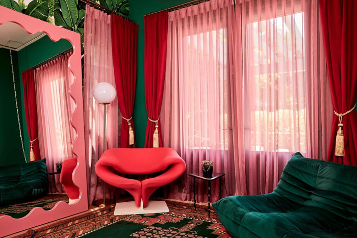 &ldquo;It&rsquo;s Officially Not Cool&rdquo;: TikToker Roasts Celebrities For Having The Same Home Decor Elements