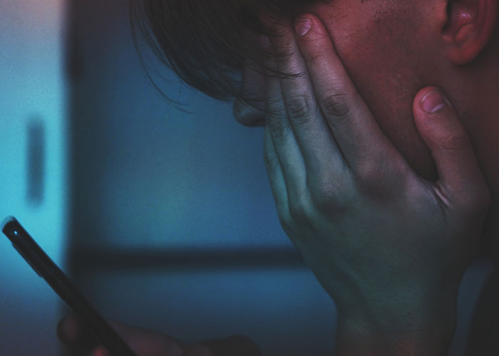 Bride And Groom Wear Lilac And Pink, Groom’s Family Decides That This Is An Issue Bride And Groom Wear Lilac And Pink, Groom’s Family Decides That This Is An Issue