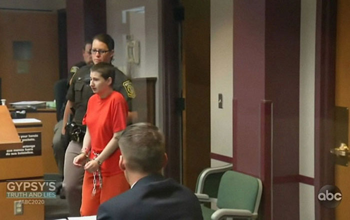 Gypsy Rose Still Suffers Side Effects From The Most Painful Surgery Her Mother Put Her Through Gypsy Rose Still Suffers Side Effects From The Most Painful Surgery Her Mother Put Her Through