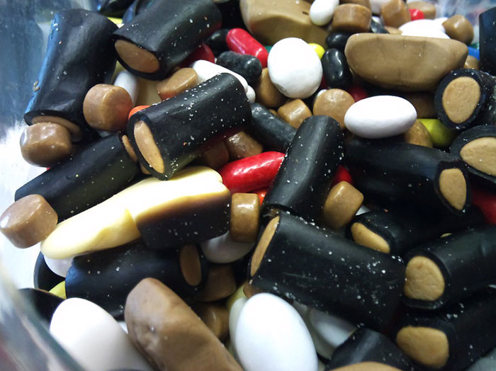 “I Refuse To Believe A Single Soul Wants To Eat It”: 35 People Share Overhyped Foods