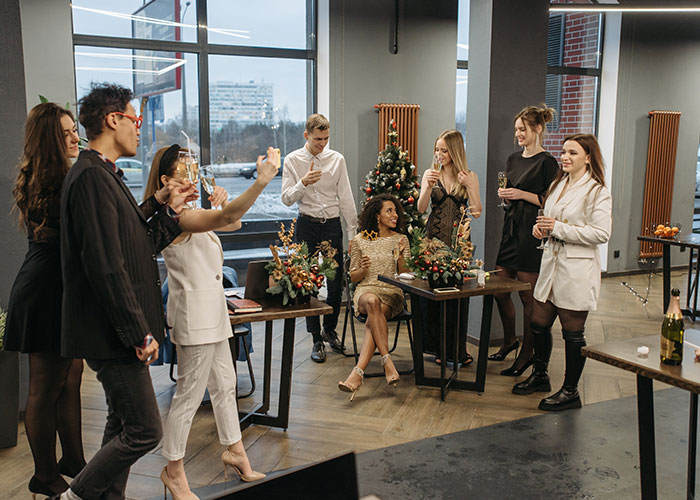 “What's The Most Insane Complaint You've Had About An Employee That Turned Out To Be True?” (35 Answers)