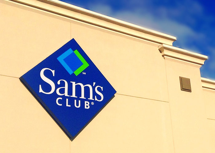 “What's The Most Insane Complaint You've Had About An Employee That Turned Out To Be True?” (35 Answers)