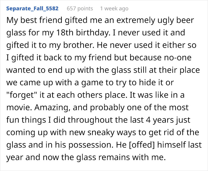 Woman Is Regifted The Same Present She Gave Her BF’s Mom, Others Share Similar Stories Online Woman Is Regifted The Same Present She Gave Her BF’s Mom, Others Share Similar Stories Online