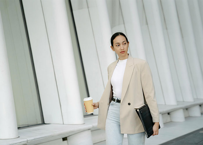 Woman Berated By Karen Over Her &ldquo;Shameful&rdquo; Outfit, Watches Her Audacity Change To Embarrassment