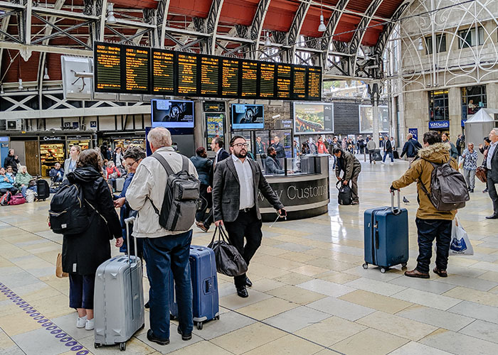 People Are Sharing 'Cheat Codes' They Use In Everyday Life, And Here's 35 Of The Most Useful