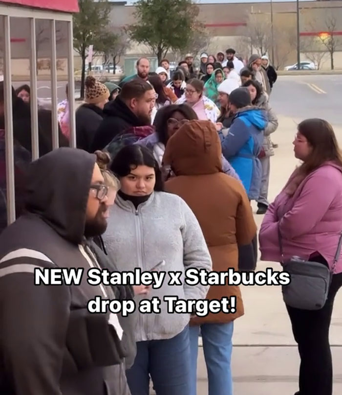 People Line Up At 3 A.M. Just To Get Stanley’s Limited Edition Valentine's Day-Themed Cups People Line Up At 3 A.M. Just To Get Stanley’s Limited Edition Valentine's Day-Themed Cups