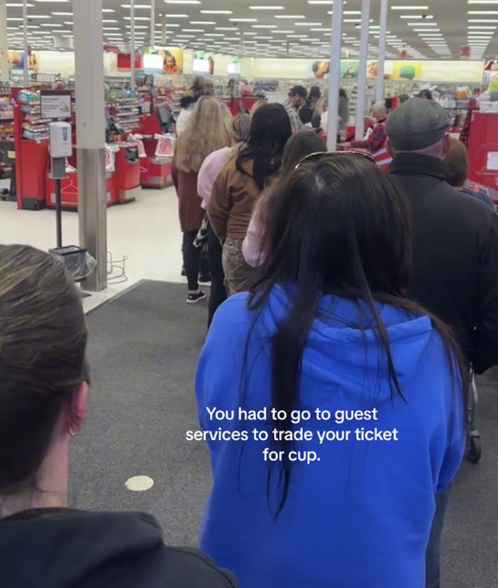 People Line Up At 3 A.M. Just To Get Stanley’s Limited Edition Valentine's Day-Themed Cups People Line Up At 3 A.M. Just To Get Stanley’s Limited Edition Valentine's Day-Themed Cups
