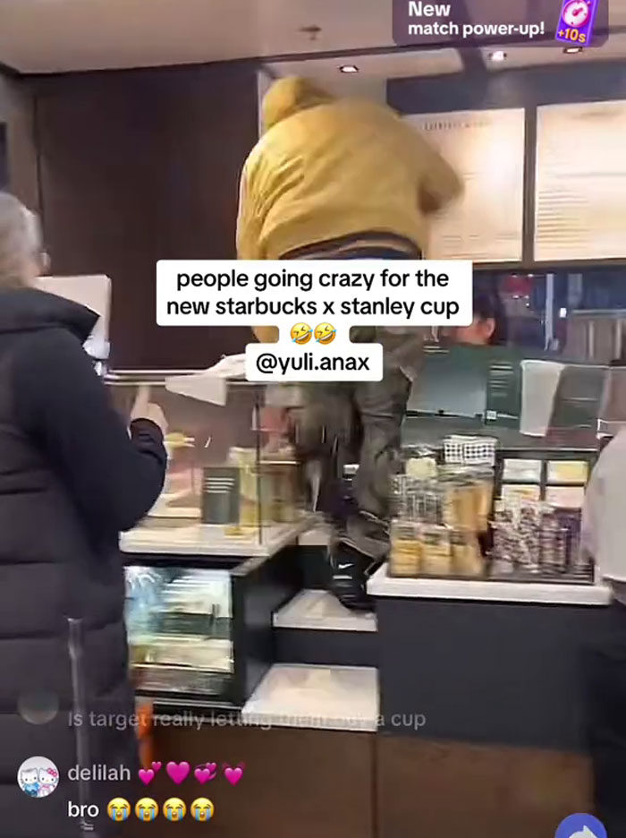 People Line Up At 3 A.M. Just To Get Stanley’s Limited Edition Valentine's Day-Themed Cups People Line Up At 3 A.M. Just To Get Stanley’s Limited Edition Valentine's Day-Themed Cups