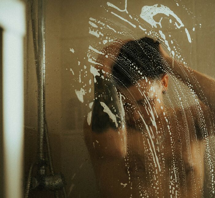 Someone Asked “What Is Something You Do In A Hotel, You Never Do At Home?”, And 29 People Delivered