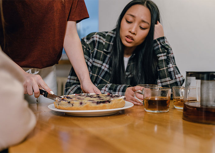 Spaghetti With No Tomato “Essence” Leads Woman To Uncover The Many Lies BF Fed Her Spaghetti With No Tomato “Essence” Leads Woman To Uncover The Many Lies BF Fed Her