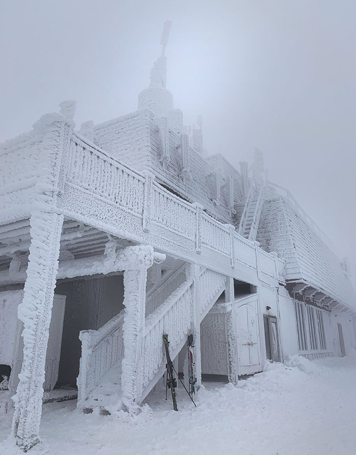 Vi esto mientras esquiaba