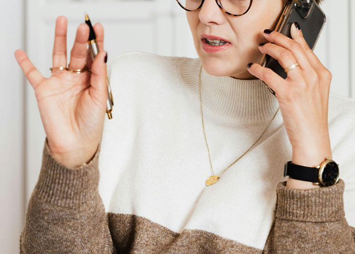 Artist Learns MIL Gave Her Services As A Present To Her Friends Without Her Consent