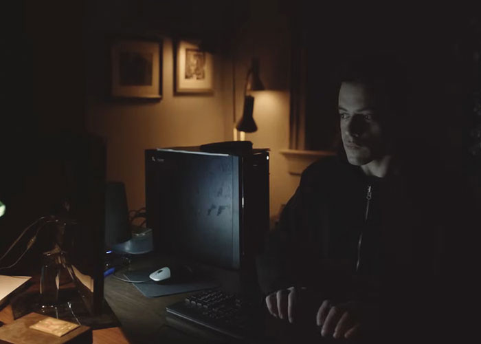 “You Are Going To Be Dead, My Dude”: 50 Internet Users Ruin Popular Movie Tropes With Their In-Depth Knowledge