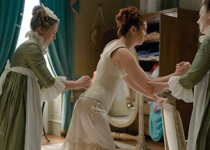 “You Are Going To Be Dead, My Dude”: 50 Internet Users Ruin Popular Movie Tropes With Their In-Depth Knowledge