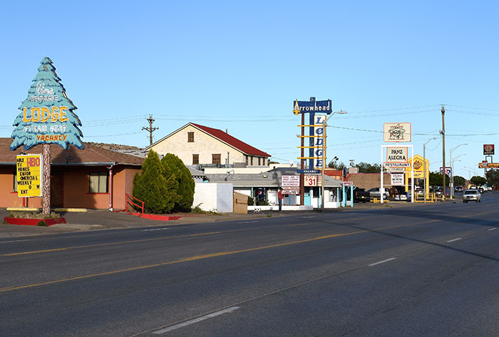 “Something Bad Is Happening There”: 30 Weird And Cult-Like Towns Across The USA
