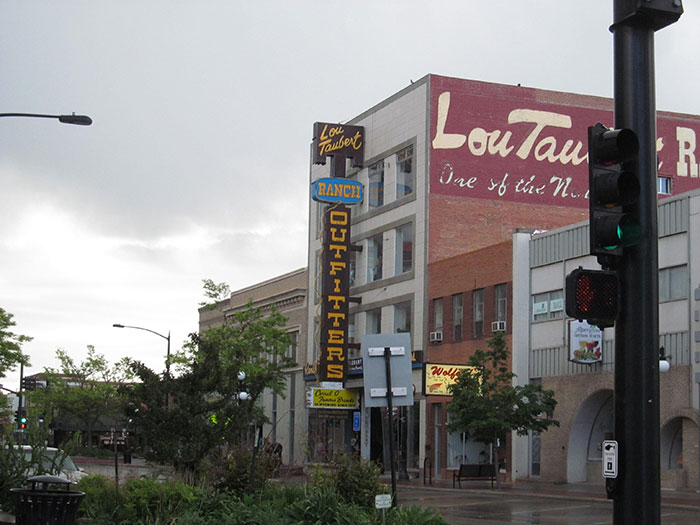 “Something Bad Is Happening There”: 30 Weird And Cult-Like Towns Across The USA