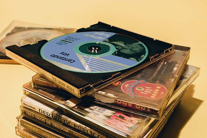 30 'Outdated' Things People Refuse To Stop Using