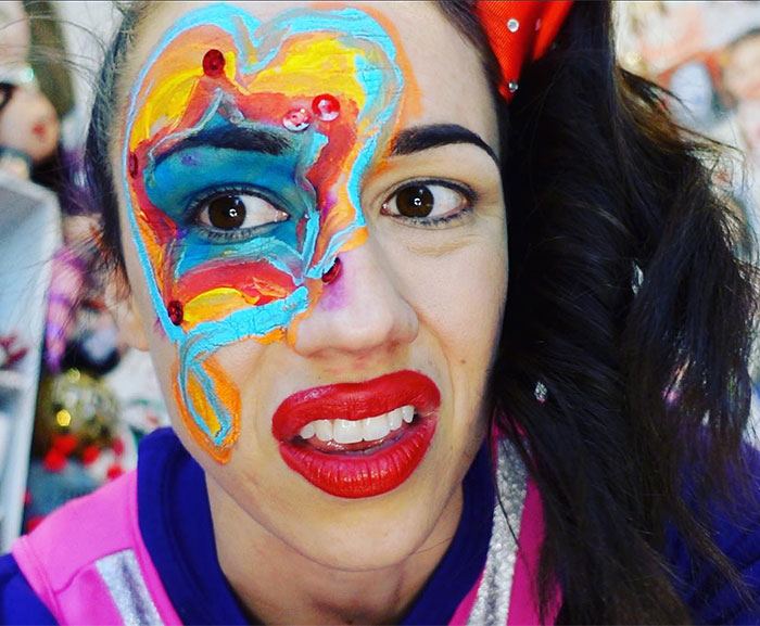 “That Salt Sprinkling Prick”: 45 Celebs That Refused To Let Go Of Their 15 Minutes Of Fame