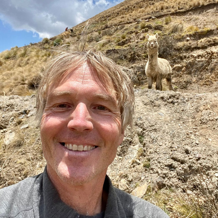 “It's Time For Things To Change”: Vet Discusses How Vital It Is To Grieve After Losing A Pet “It's Time For Things To Change”: Vet Discusses How Vital It Is To Grieve After Losing A Pet