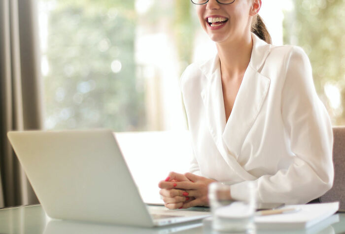 30 Of The Most Entertaining ‘It Doesn’t Work Like That’ Stories, Told By Professionals