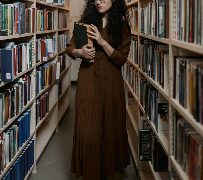 30 Of The Most Entertaining ‘It Doesn’t Work Like That’ Stories, Told By Professionals