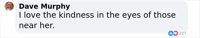 &ldquo;It&rsquo;s Been An Honor&rdquo;: Christina Applegate&rsquo;s Triumphant Presentation Earns Emmys Standing Ovation