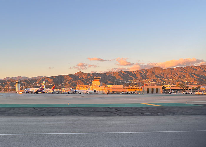 35 Airports Pilots Would Rather Never Land In If They Could Choose