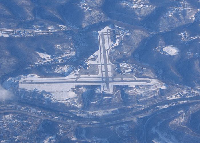 35 Airports Pilots Would Rather Never Land In If They Could Choose