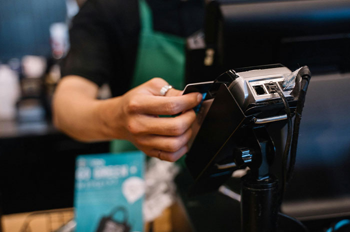 Cashier Regrets Not Refunding Item At 70% Off After Customer Maliciously Complies