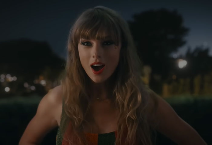 Men Keep Whining About Taylor Swift At NFL Games, This Dad Came Online To Tell Us Why They Shouldn’t Men Keep Whining About Taylor Swift At NFL Games, This Dad Came Online To Tell Us Why They Shouldn’t