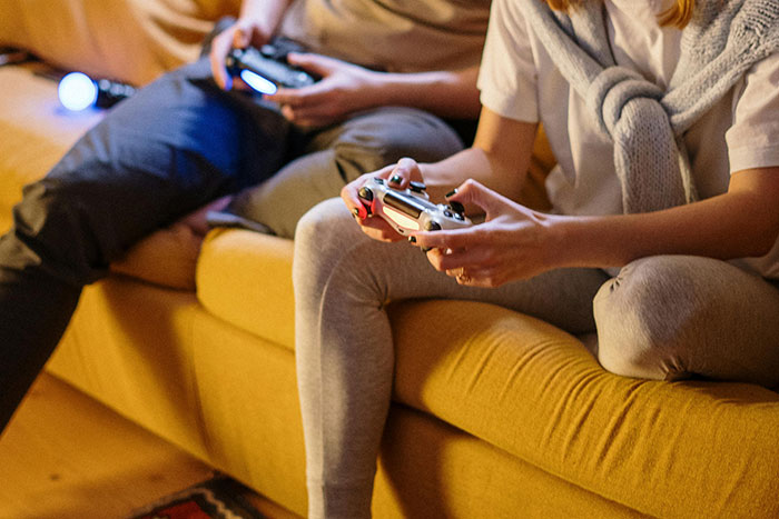 “I’m Taking That One To The Grave”: 30 Things People Are Keeping Secret From Their Spouse