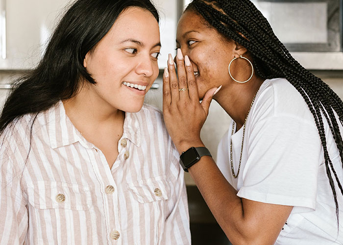 30 Signs Of A Toxic Workplace That Many People Are So Used To, They Don't Recognize Them