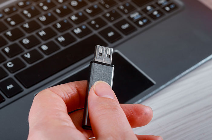 21 Cybersecurity Tips Coming From Netizens That You May Want To Incorporate In Your Daily Online Life