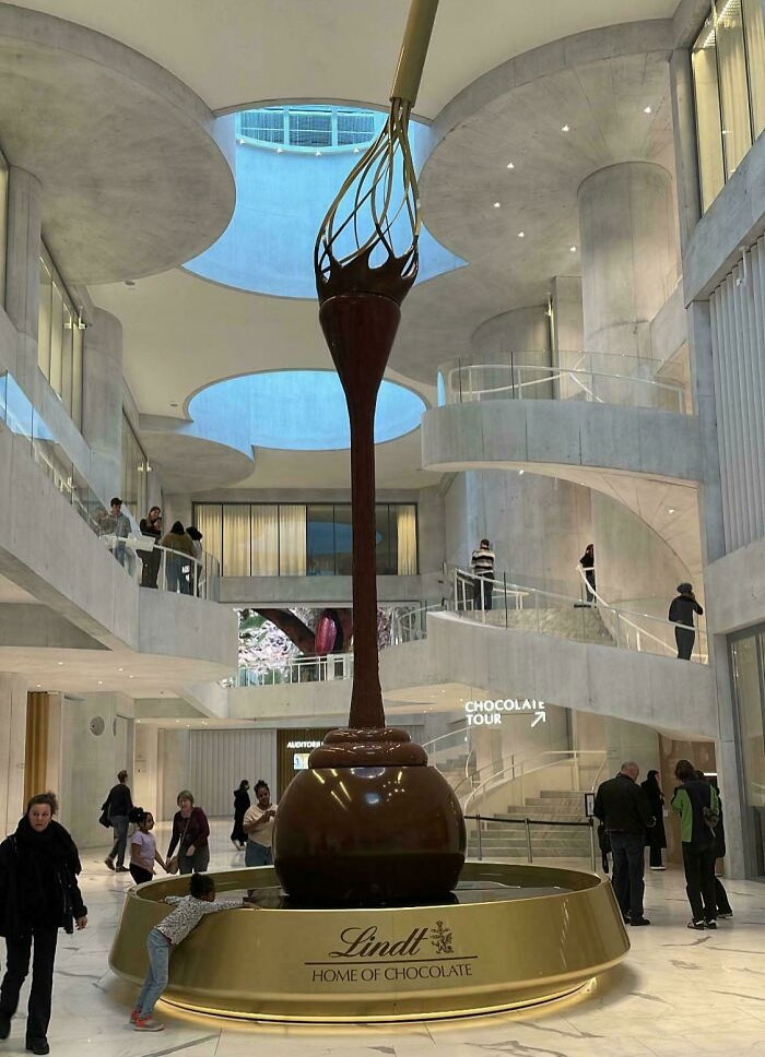 Went To Switzerland And It Is The Best Country I’ve Ever Been. This Lindt Museum Was So Good. That Lake And Houses. You Guys Have A Really Good Country