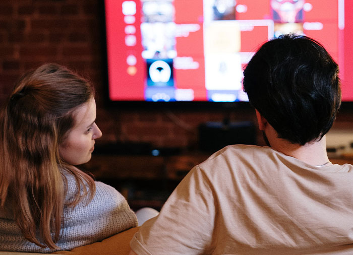 30 Things That Are Absolutely Normal For Men, But Not Women