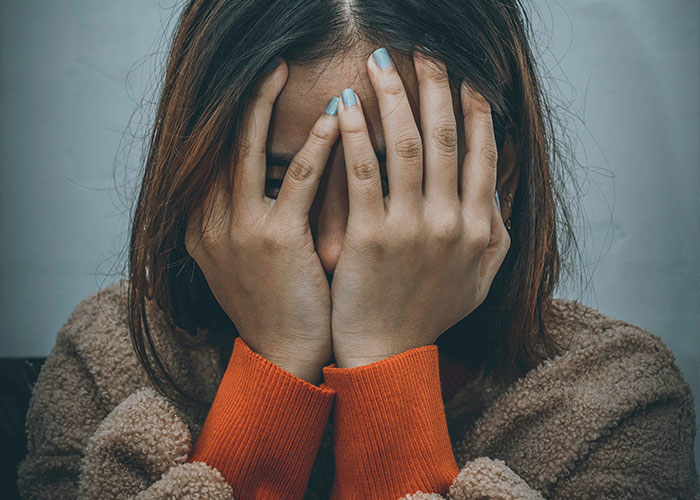 “The Broom That Just Won't Stay Still”: 40 Things People Started To Hate Over Time