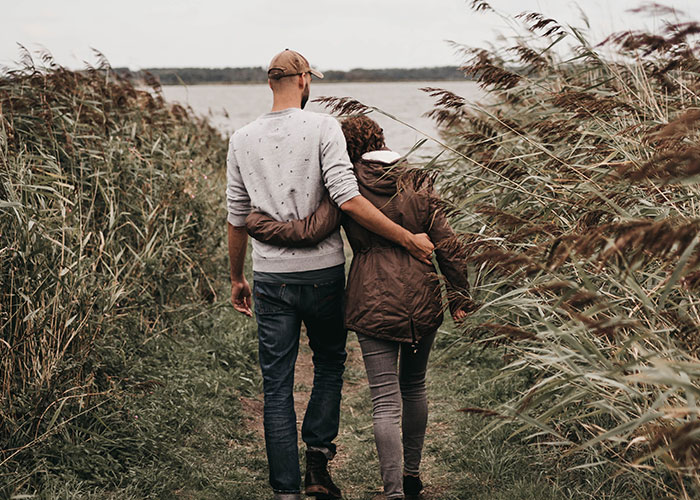 “Settle Down, Handsome Squidward”: 40 People Reveal What Beauty Standards They Find Unattractive