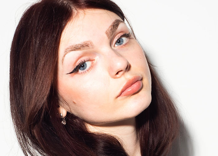 “Settle Down, Handsome Squidward”: 40 People Reveal What Beauty Standards They Find Unattractive