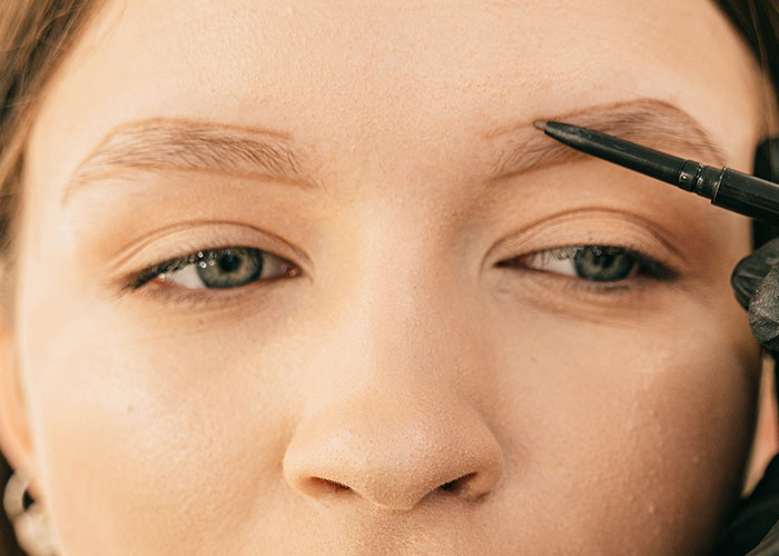 “Settle Down, Handsome Squidward”: 40 People Reveal What Beauty Standards They Find Unattractive