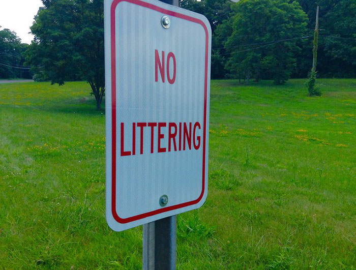 “What’s An Unwritten Rule In Your Country That Tourists Always Seem To Break?” (30 Answers)