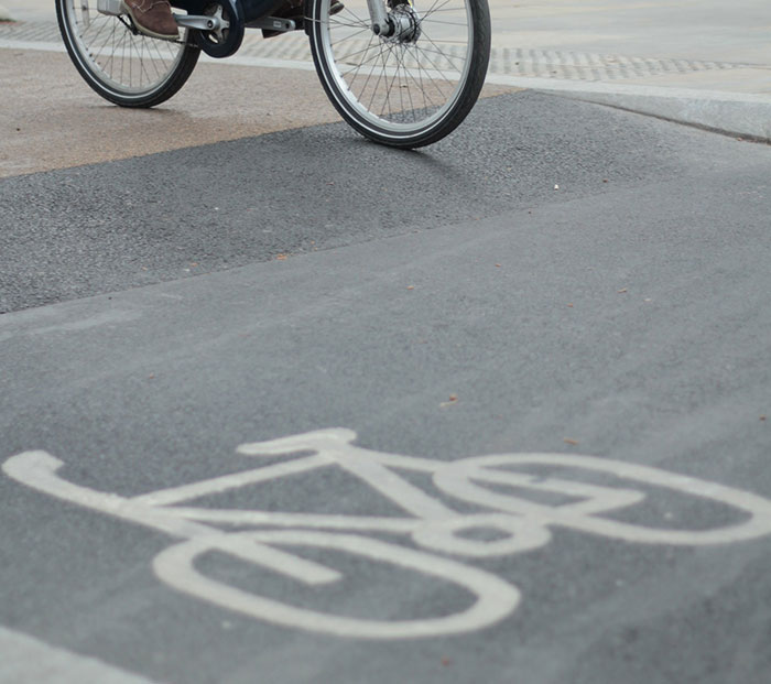 “What’s An Unwritten Rule In Your Country That Tourists Always Seem To Break?” (30 Answers)