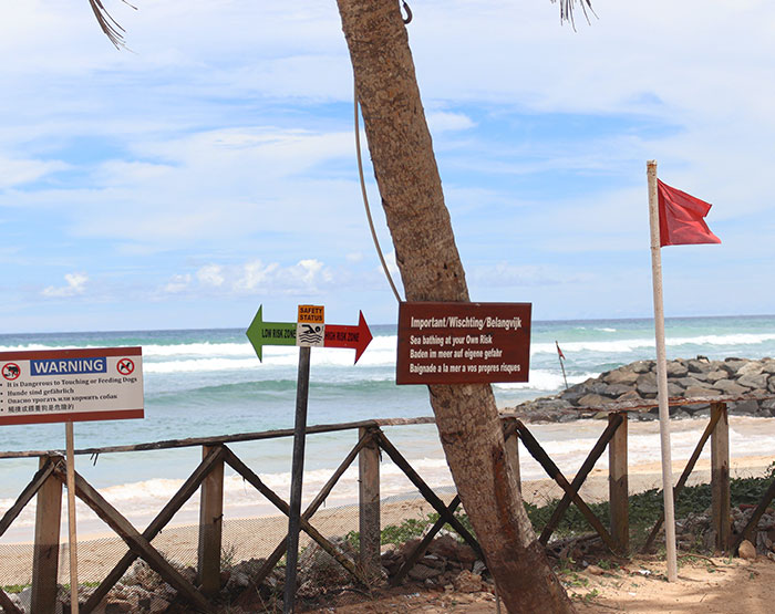 “What’s An Unwritten Rule In Your Country That Tourists Always Seem To Break?” (30 Answers)