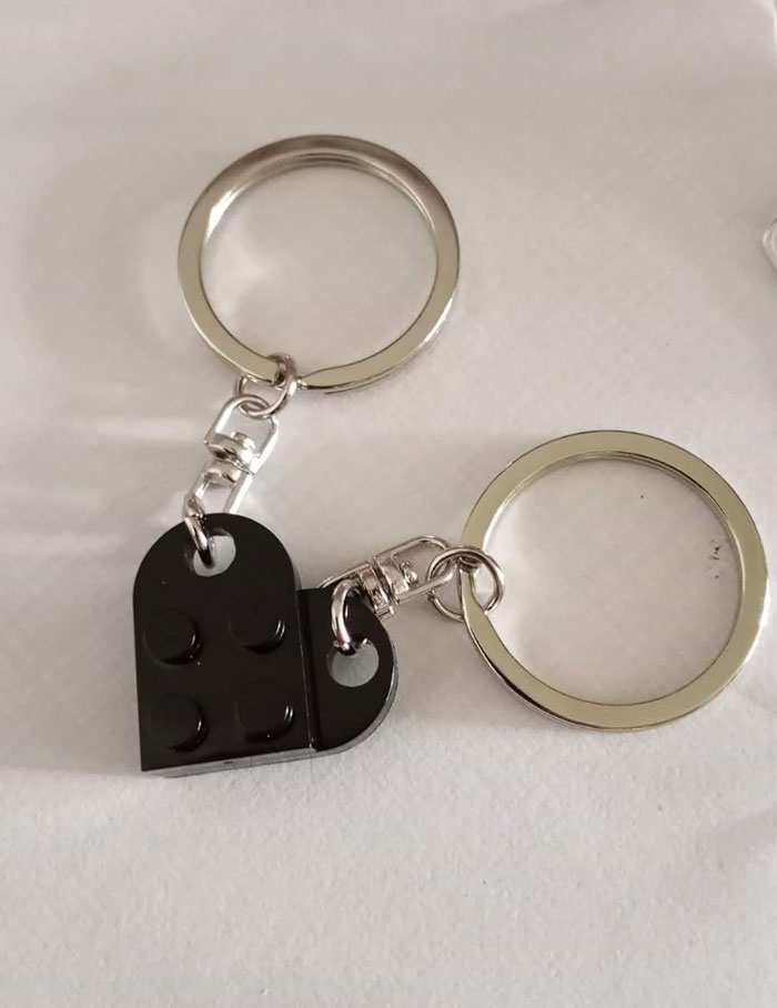 Treat Your Gamer Boyfriend With A Sentimental Touch - A Matching Heart Keychain Set, A Perfect Trinket Of Your Love, Doubling As A Cool Gamer Gadget